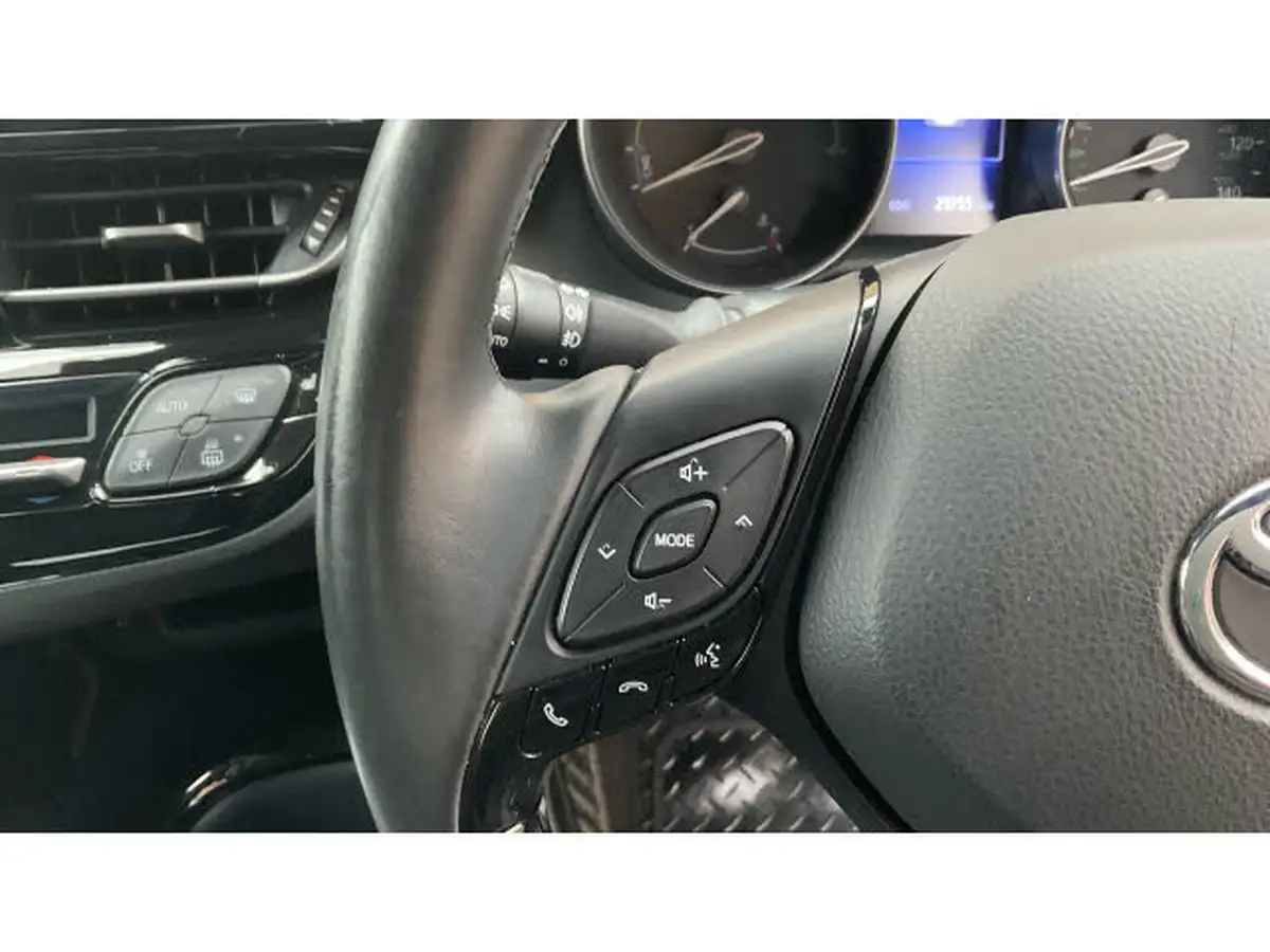 2019-toyota-c-hr-18-vvt-i-excel-big-24