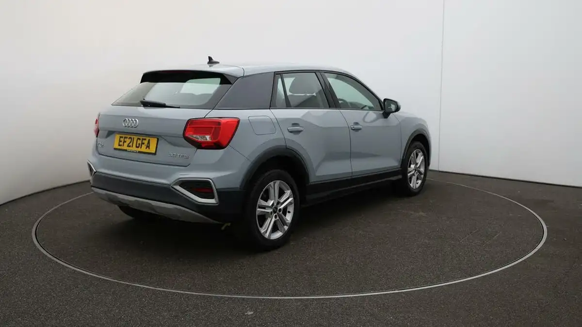 2021-audi-q2-10-30-tfsi-sport-big-7