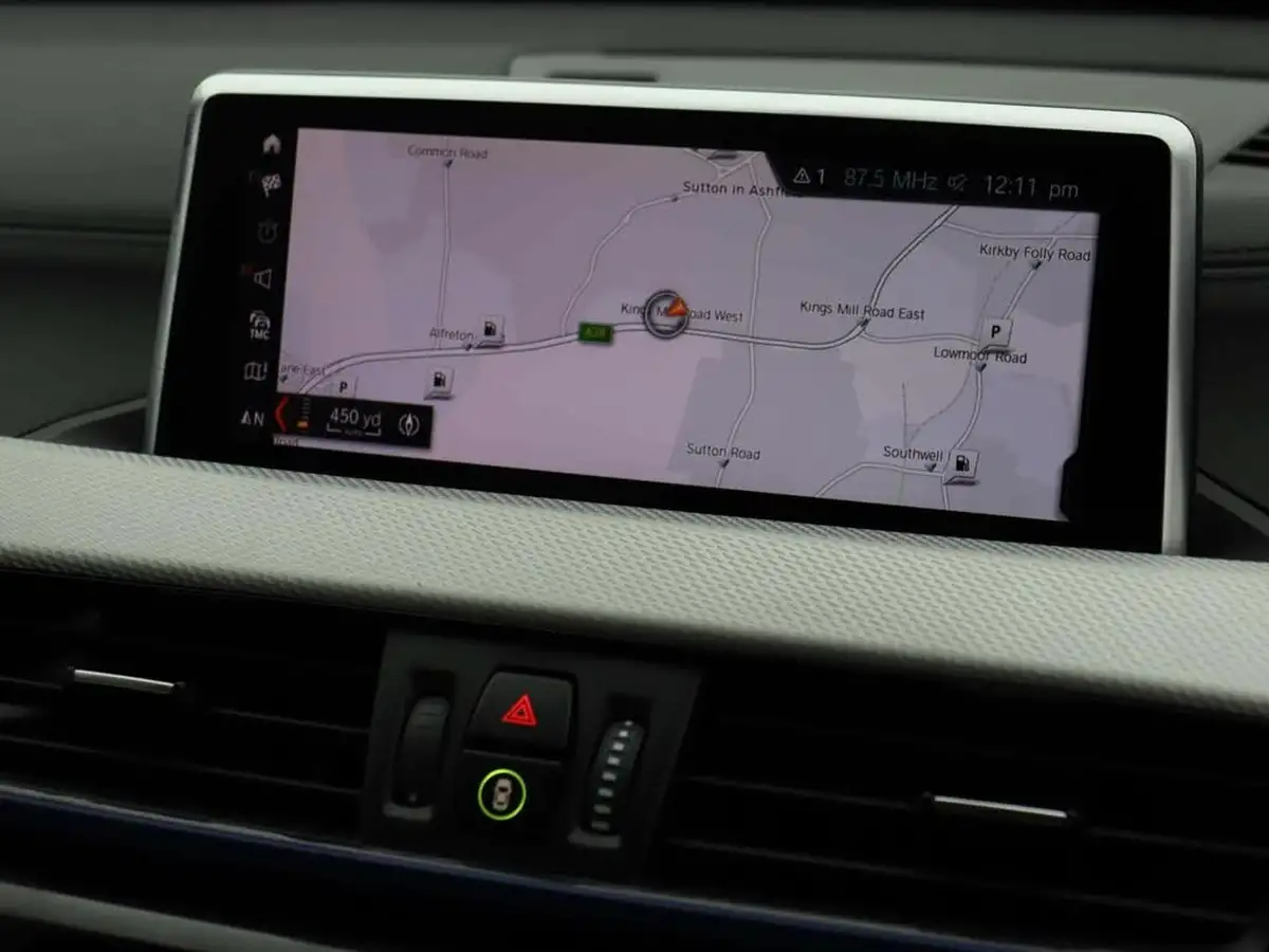 2019-bmw-x1-20-sdrive20i-m-sport-big-14