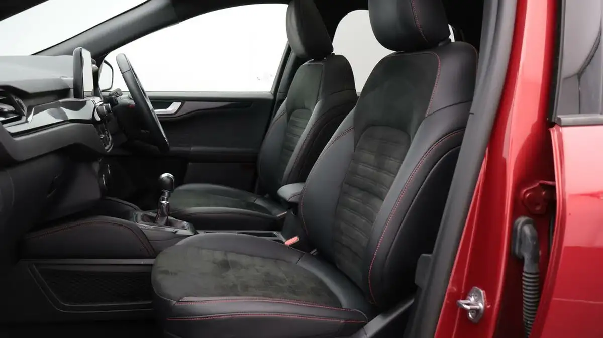 2021-ford-kuga-15-st-line-x-edition-big-14