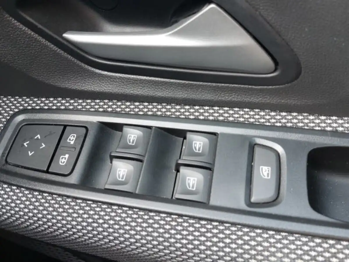 2023-dacia-sandero-stepway-10-tce-expression-90bhp-big-11