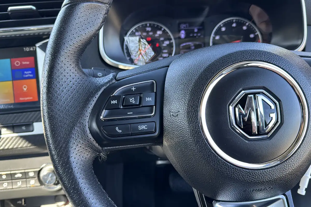 2019-mg-zs-suv-10t-gdi-exclusive-109bhp-big-16
