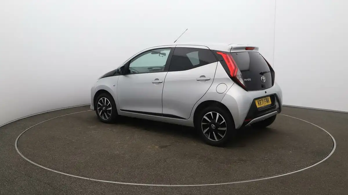2021-toyota-aygo-10-vvt-i-x-trend-tss-x-shift-big-33