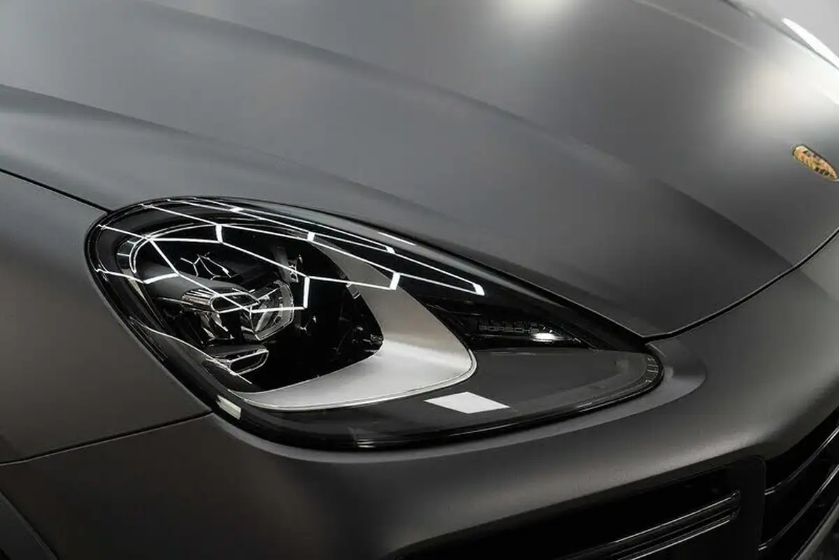2019-porsche-cayenne-40-v8-turbo-coupe-big-28