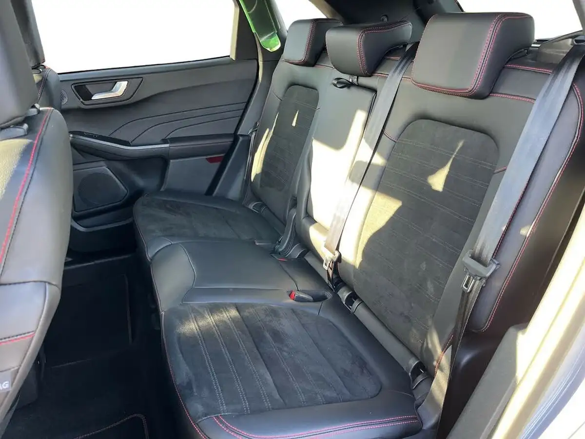 2023-ford-kuga-25t-graphite-tech-edition-225ps-phev-big-19