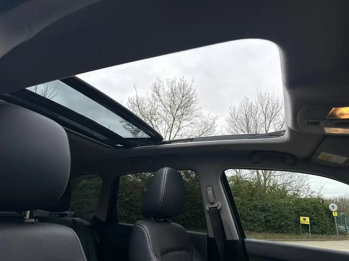 2022-suzuki-vitara-15-sz5-big-23