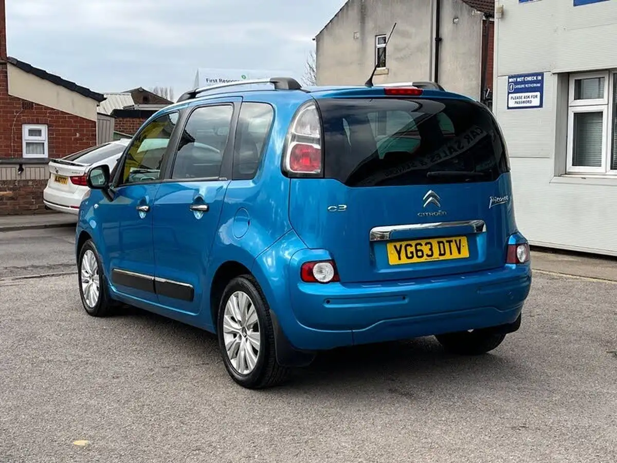 2013-citroen-c3-picasso-16td-exclusive-90ps-big-2