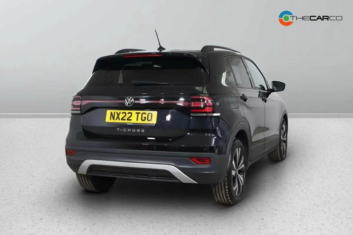 2022-volkswagen-t-cross-10-tsi-black-edition-110ps-big-3