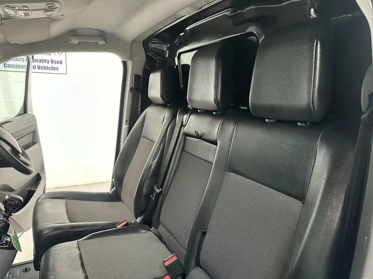 2020-citroen-dispatch-20bluehdi-enterprise-m-1400-120pseu6d-ss-crew-big-18