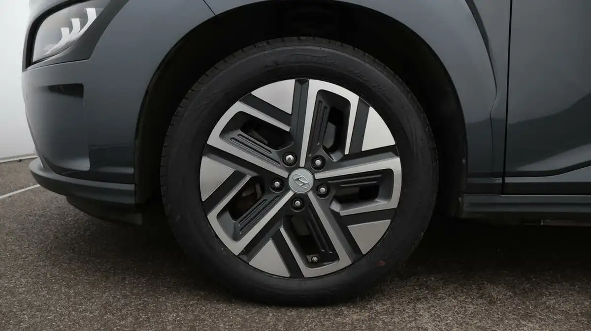 2021-hyundai-kona-e-premium-204ps-64kwh-7kw-obc-big-18