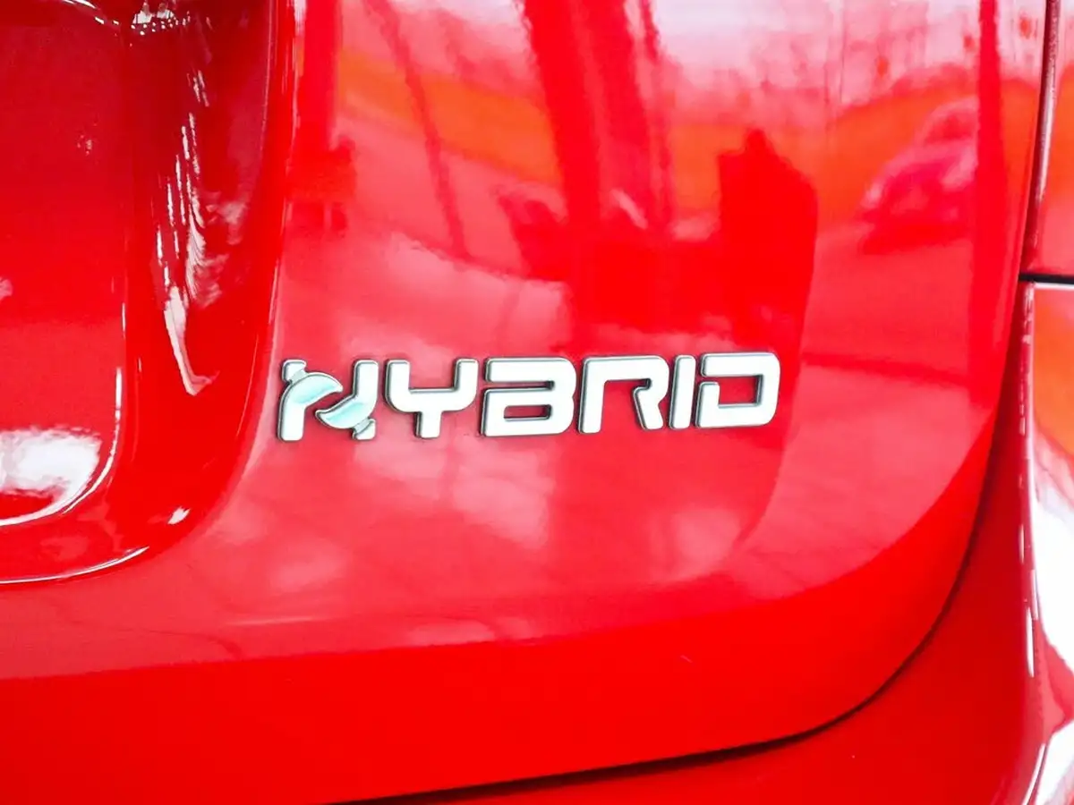 2022-fiat-panda-10-red-big-13