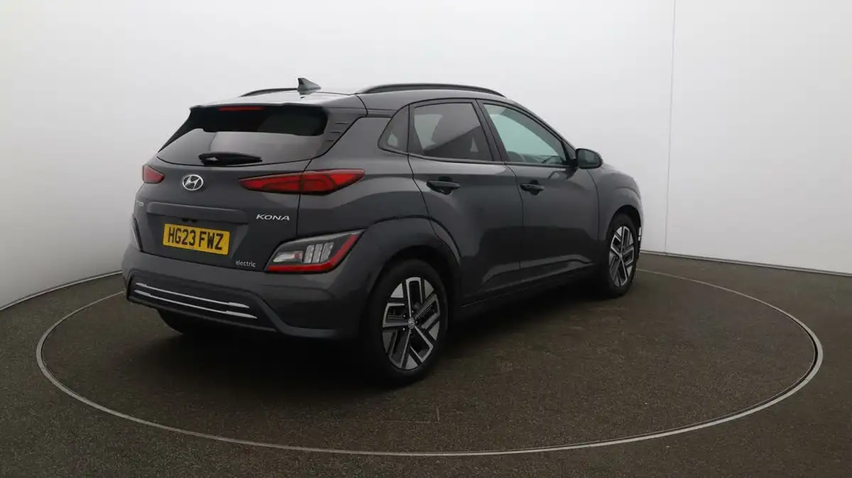 2023-hyundai-kona-e-ultimate-204ps-64kwh-105kw-obc-big-7