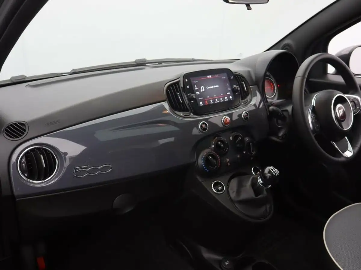 2021-fiat-500-10-lounge-big-25