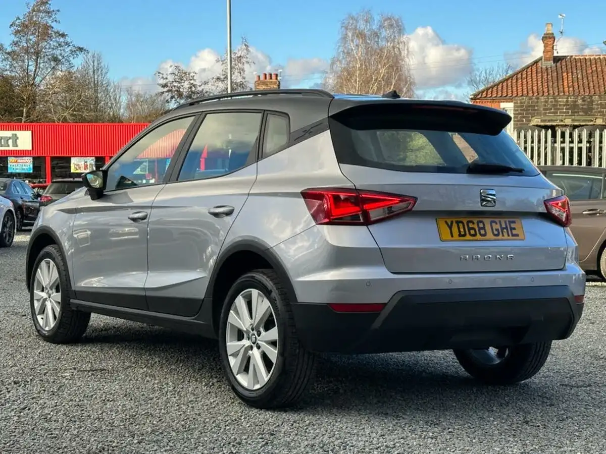 2019-seat-arona-10-tsi-se-technology-95ps-ss-big-3