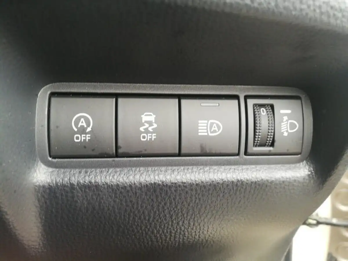 2023-toyota-aygo-x-10-vvt-i-exclusive-big-9
