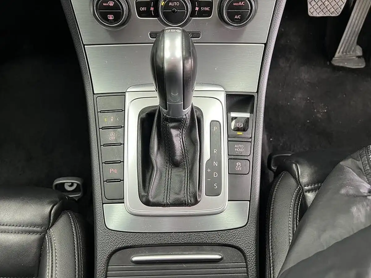 2016-volkswagen-cc-20tdi-r-line-184ps-dsg-big-12