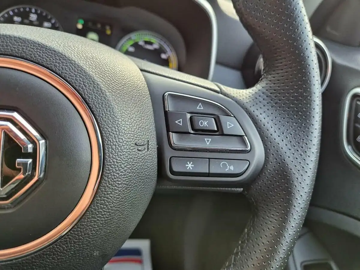2021-mg-zs-suv-e-excite-ev-big-34