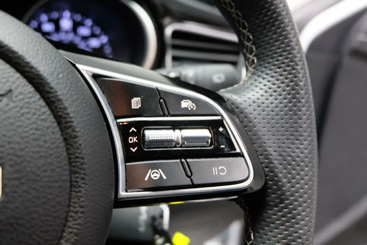 2024-kia-ceed-15-t-gdi-gt-line-158bhp-big-15