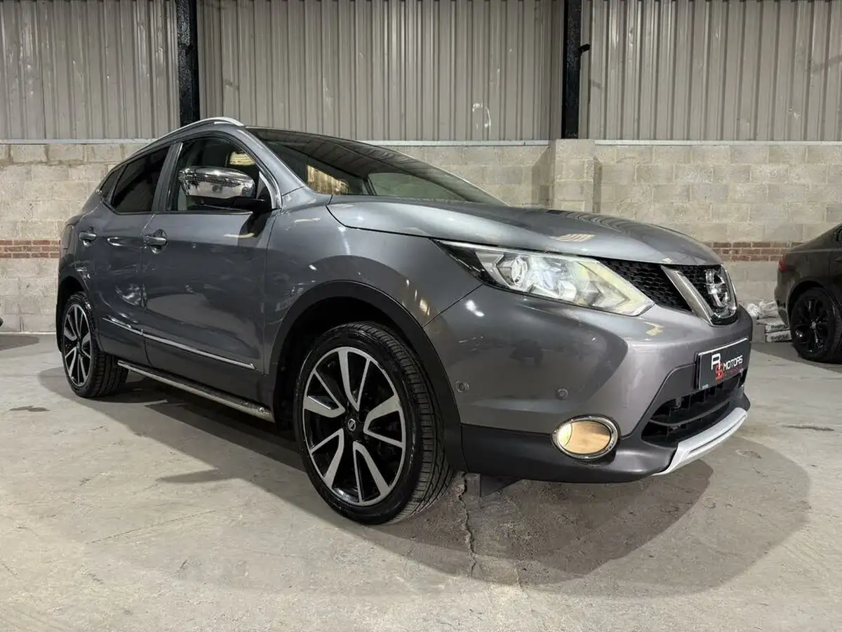 2015-nissan-qashqai-16dci-tekna-4x4-glass-roof-big-49