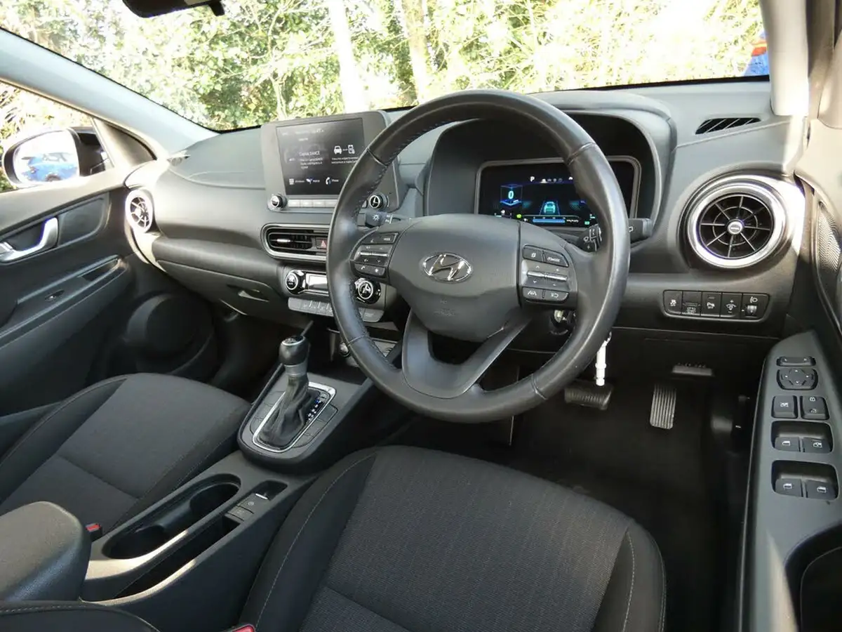 2023-hyundai-kona-16-gdi-se-connect-big-1