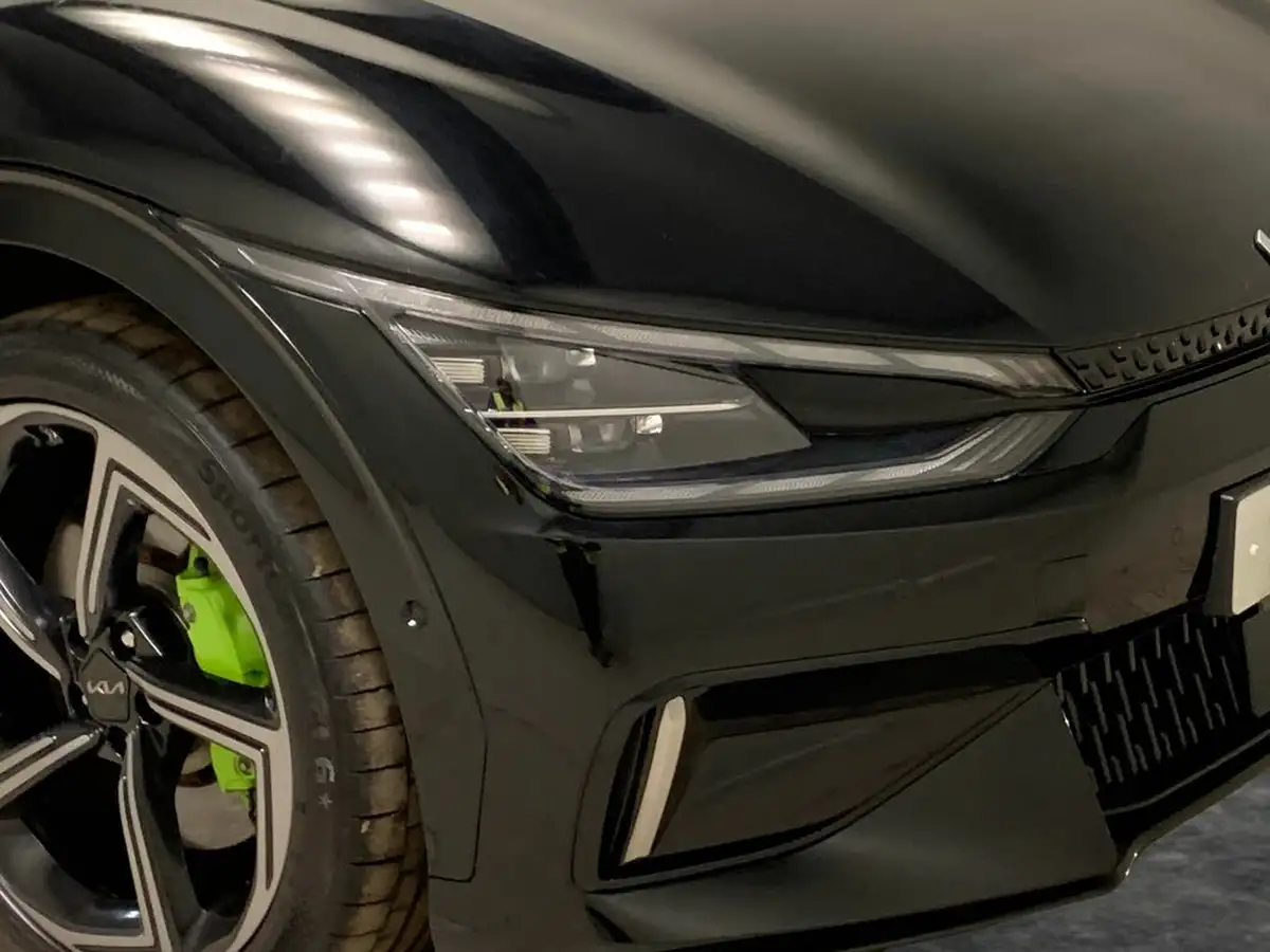 2023-kia-ev6-e-gt-big-32