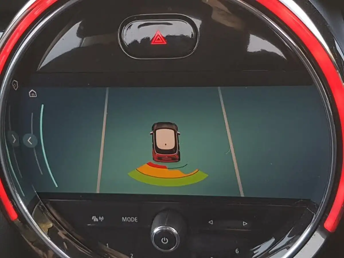 2021-mini-cooper-15-cooper-classic-hatchback-3d-big-13