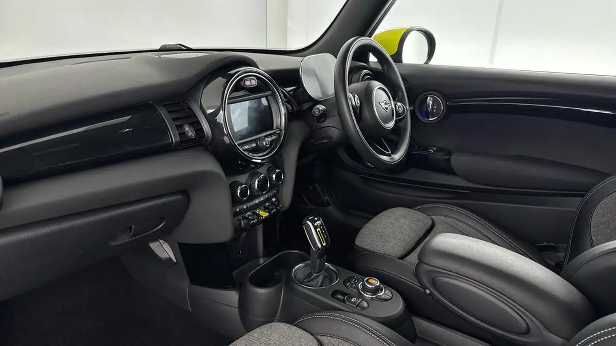 2021-mini-cooper-e-cooper-s-2-big-8