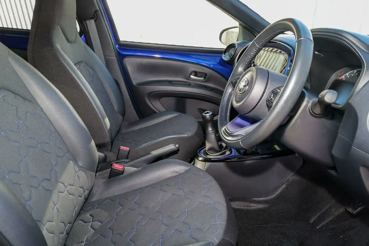 2022-toyota-aygo-x-10-vvt-i-exclusive-big-10