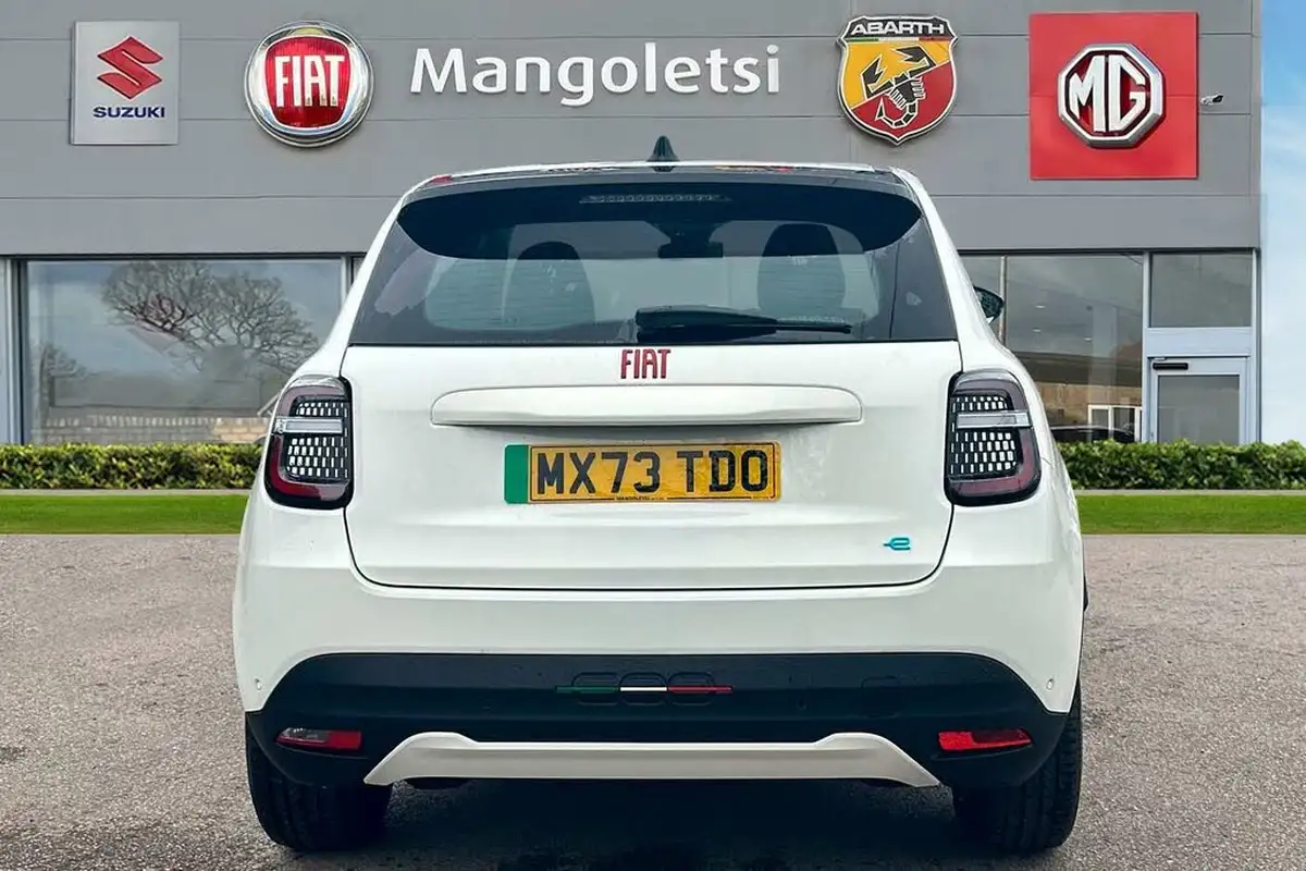 2024-fiat-600e-e-red-big-3