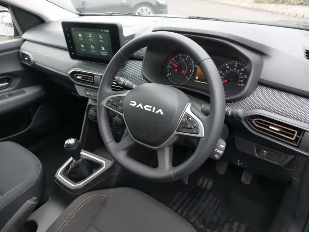 2024-dacia-sandero-stepway-10-tce-expression-90bhp-big-9