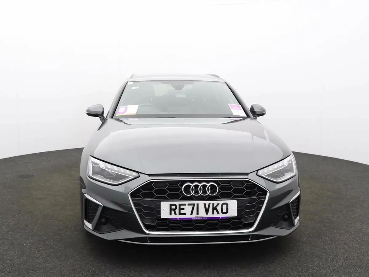 2022-audi-a4-avant-20-35-tfsi-s-line-tronic-big-1