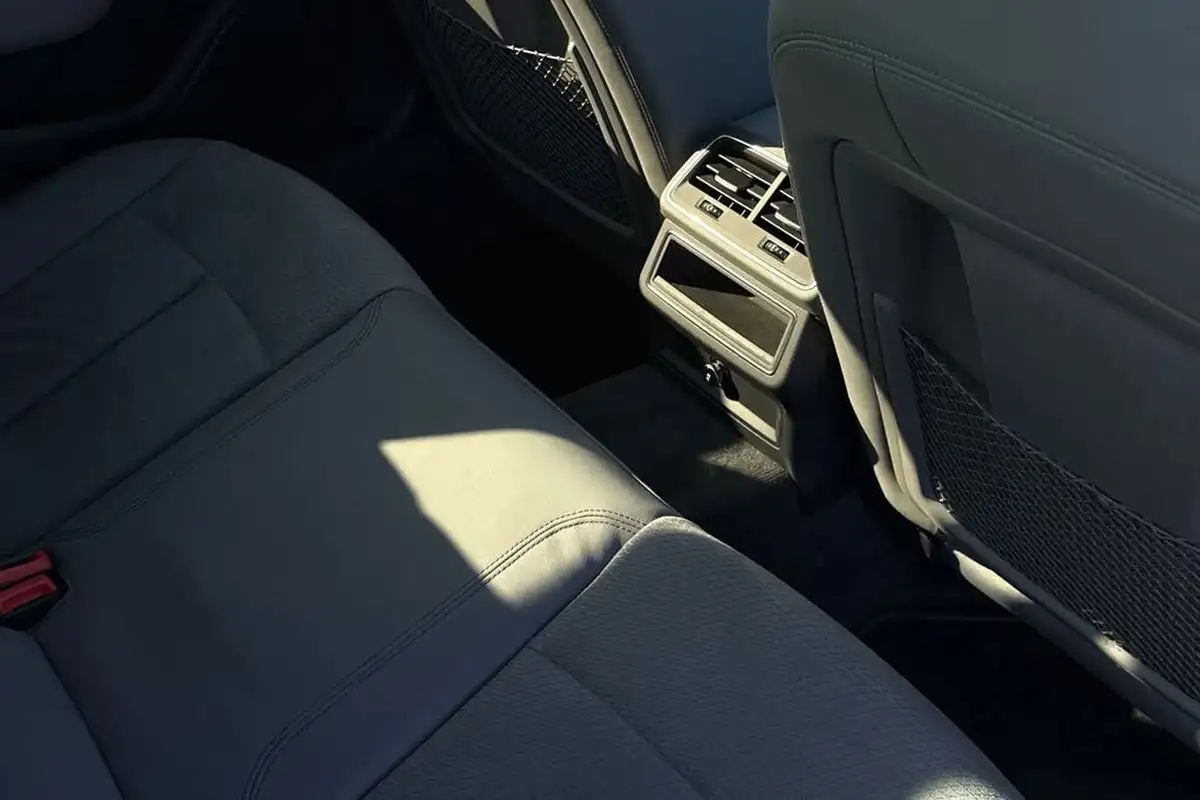 2022-audi-a6-saloon-20-40-tfsi-s-line-big-41