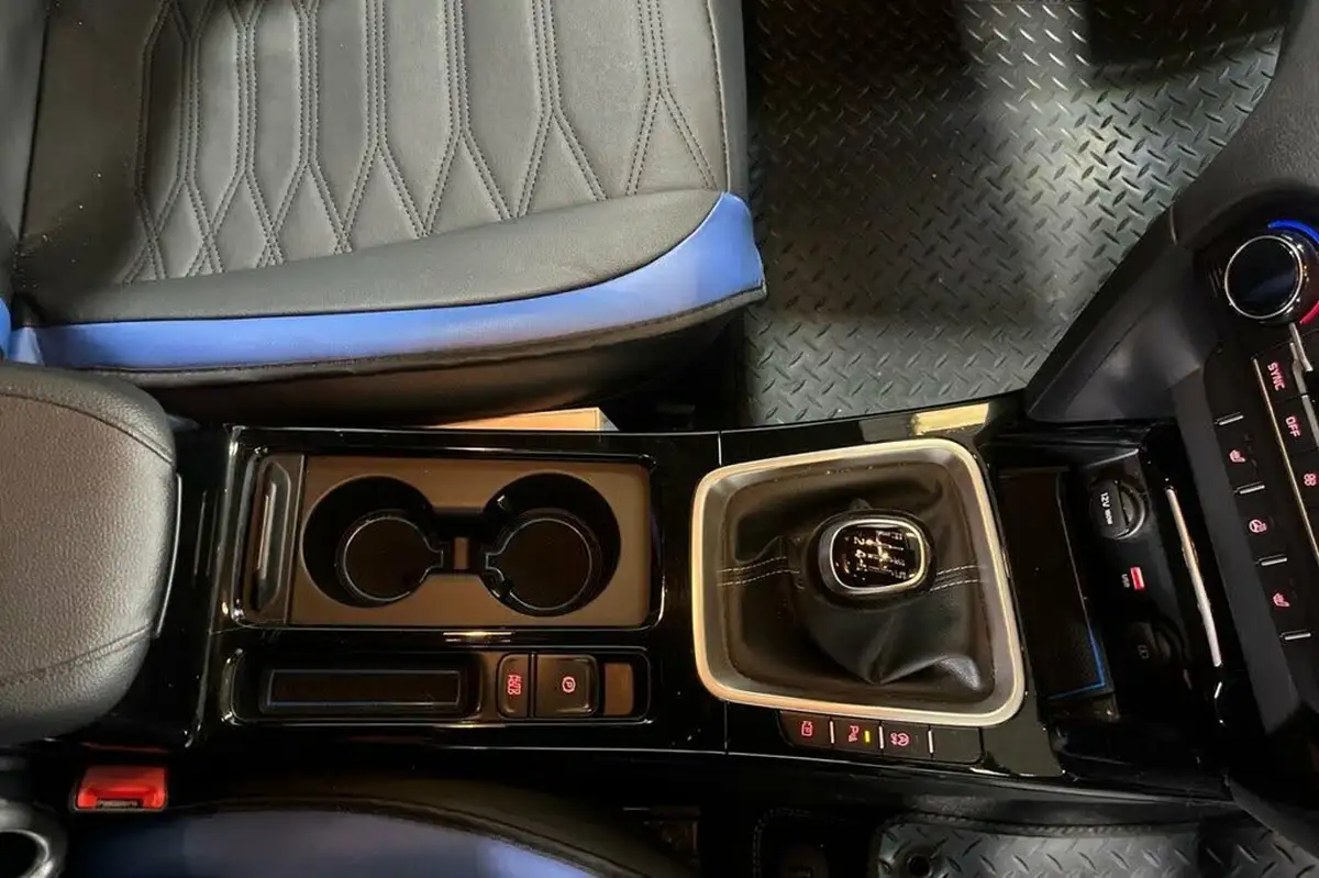 2022-kia-pro-ceed-15-t-gdi-gt-line-big-19