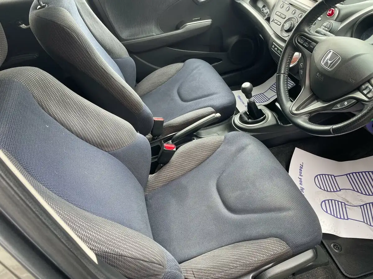 2012-honda-jazz-14-ex-big-12