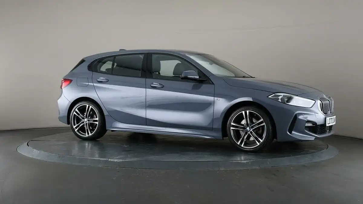 2021-bmw-1-series-15-118i-m-sport-dct-big-50