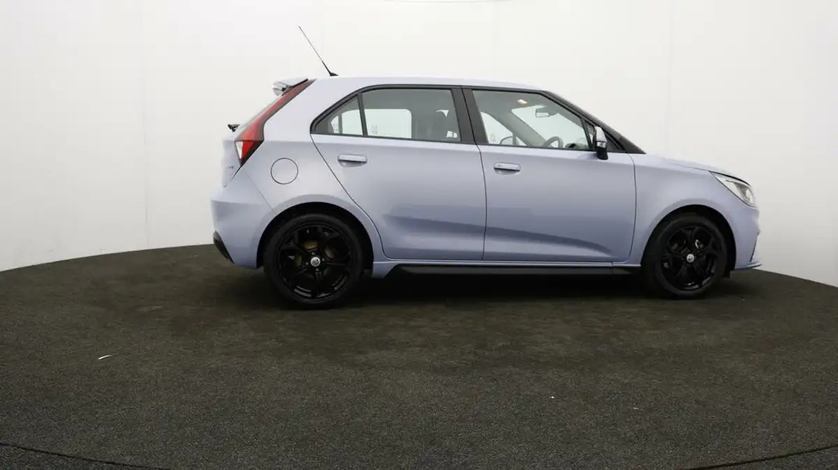 2023-mg-mg3-15-vti-tech-exclusive-nav-big-35