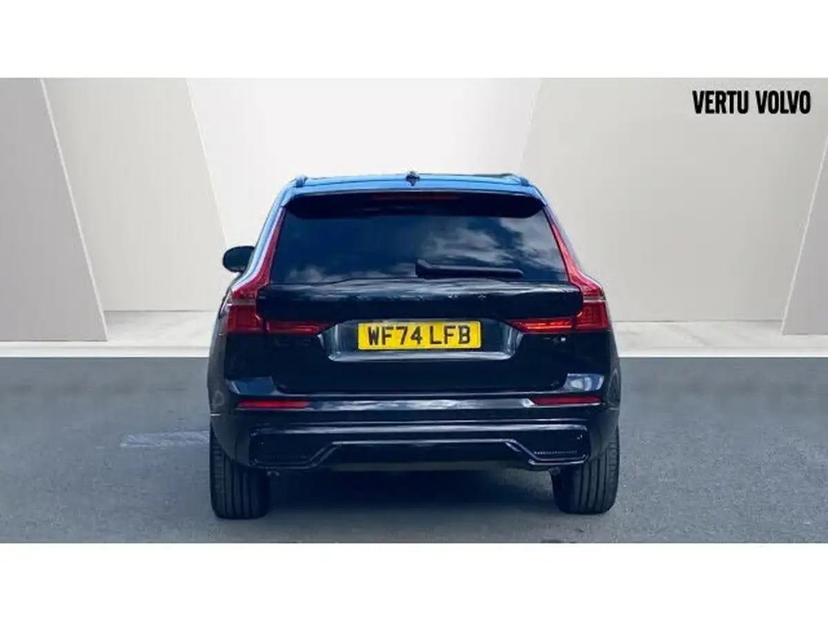 2024-volvo-xc60-20-t6-plus-black-edition-big-12