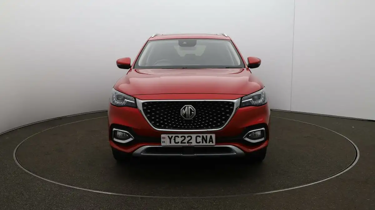 2022-mg-hs-15t-gdi-exclusive-162ps-dct-big-2