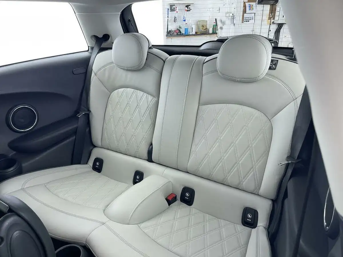 2019-mini-cooper-20-cooper-s-exclusive-189bhp-nav-hatchback-3d-big-8