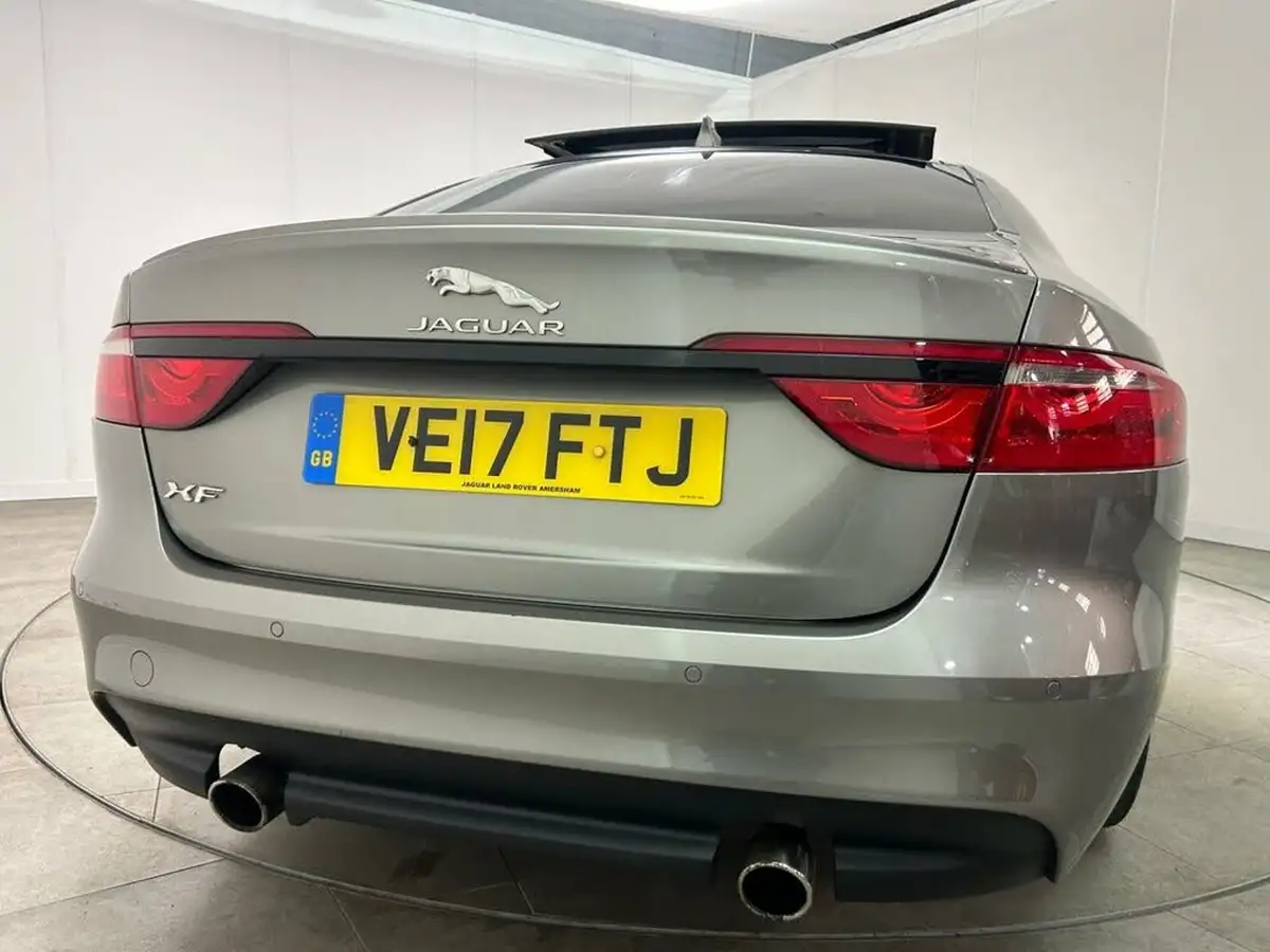 2017-jaguar-xf-20i-r-sport-300ps-awd-saloon-4d-1999cc-big-42