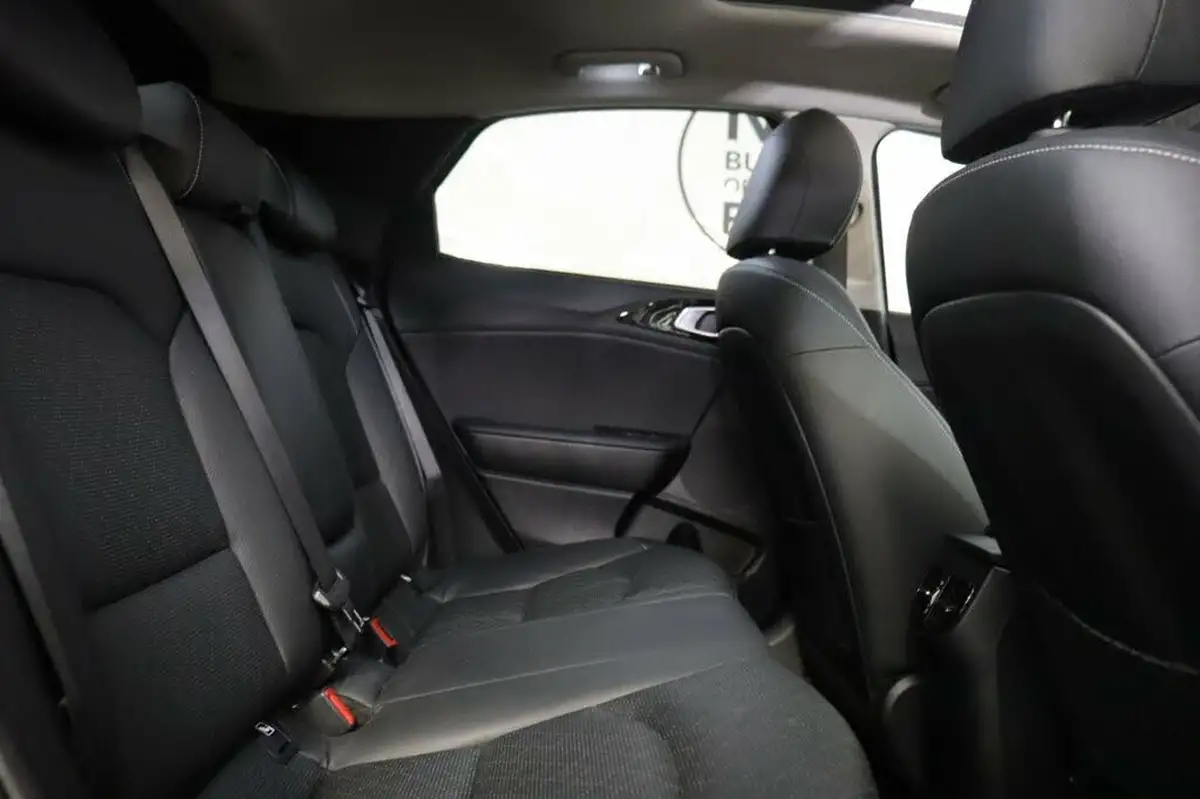 2021-kia-xceed-15-t-gdi-4-big-32