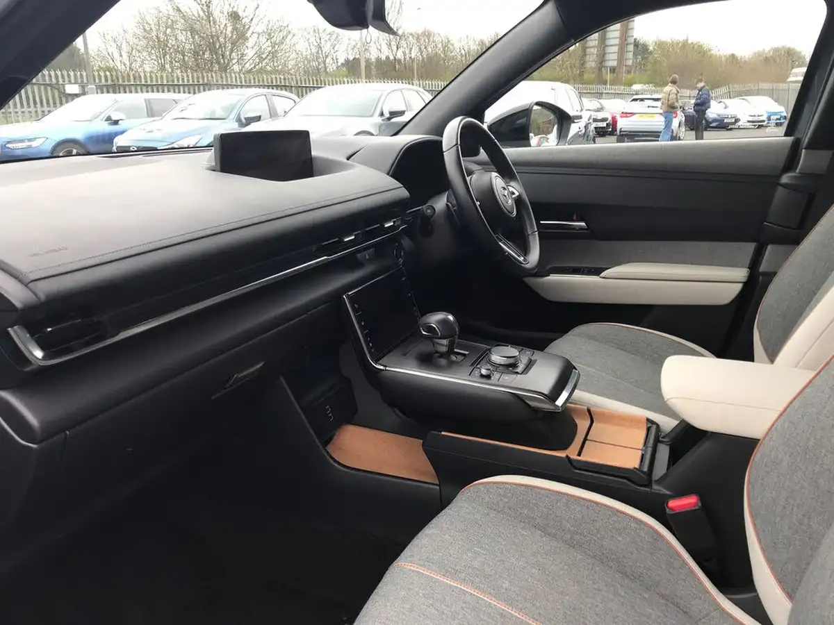2023-mazda-mx-30-e-exclusive-line-145ps-0cc-big-4