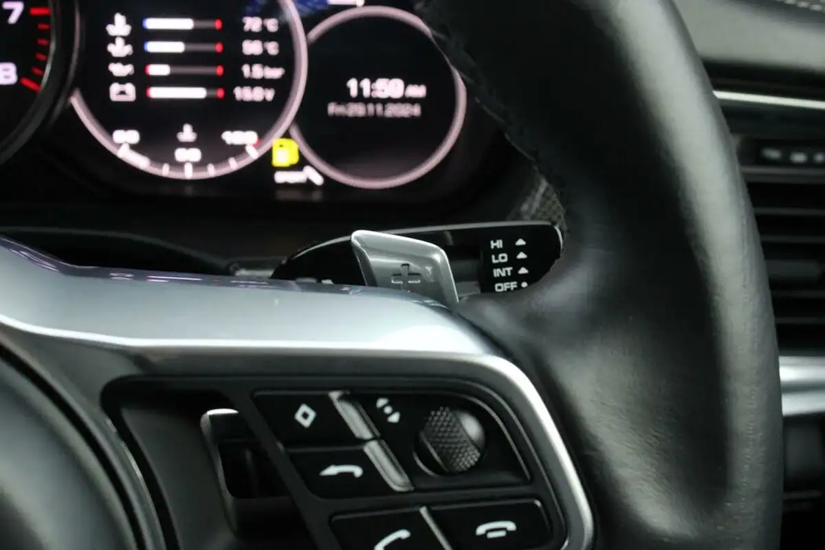 2019-porsche-panamera-40-v8-gts-hatchback-big-48