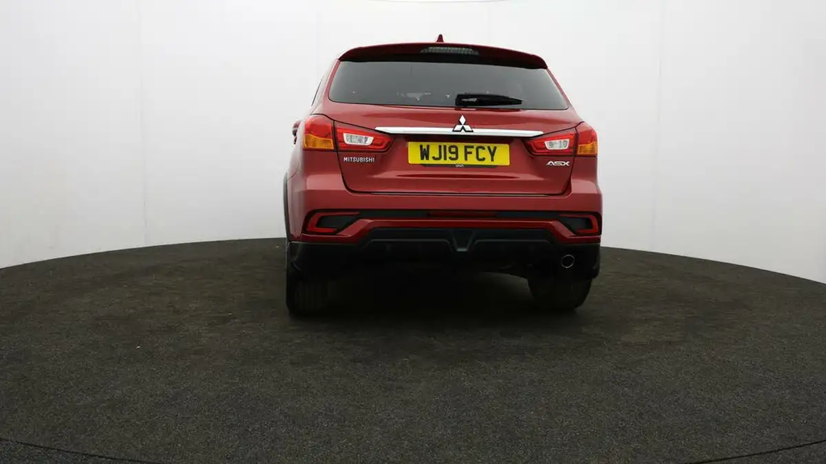 2019-mitsubishi-asx-16-juro-big-40