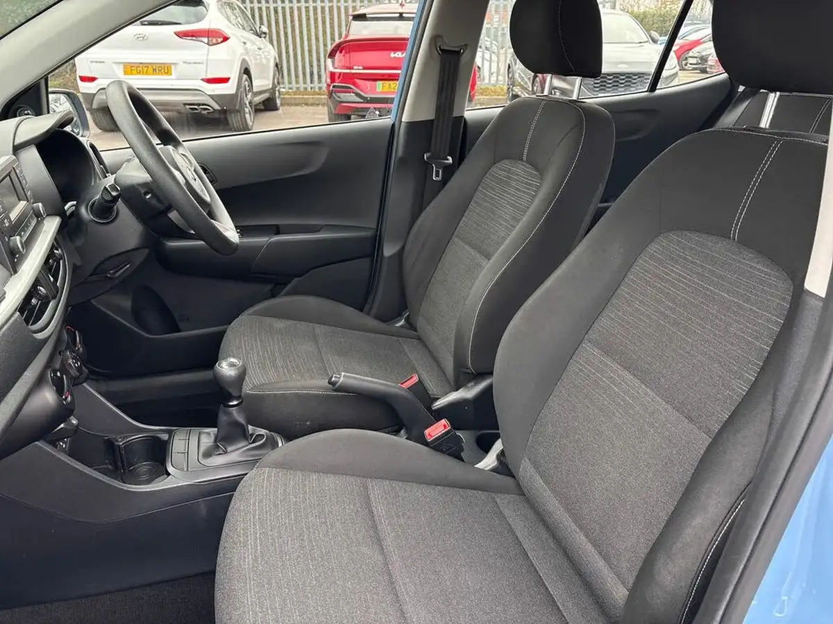 2018-kia-picanto-10-1-65bhp-adap-big-32