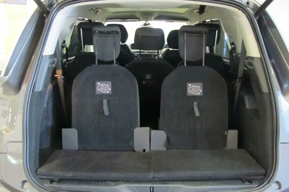 2019-citroen-grand-c4-spacetourer-12-puretech-flair-big-9