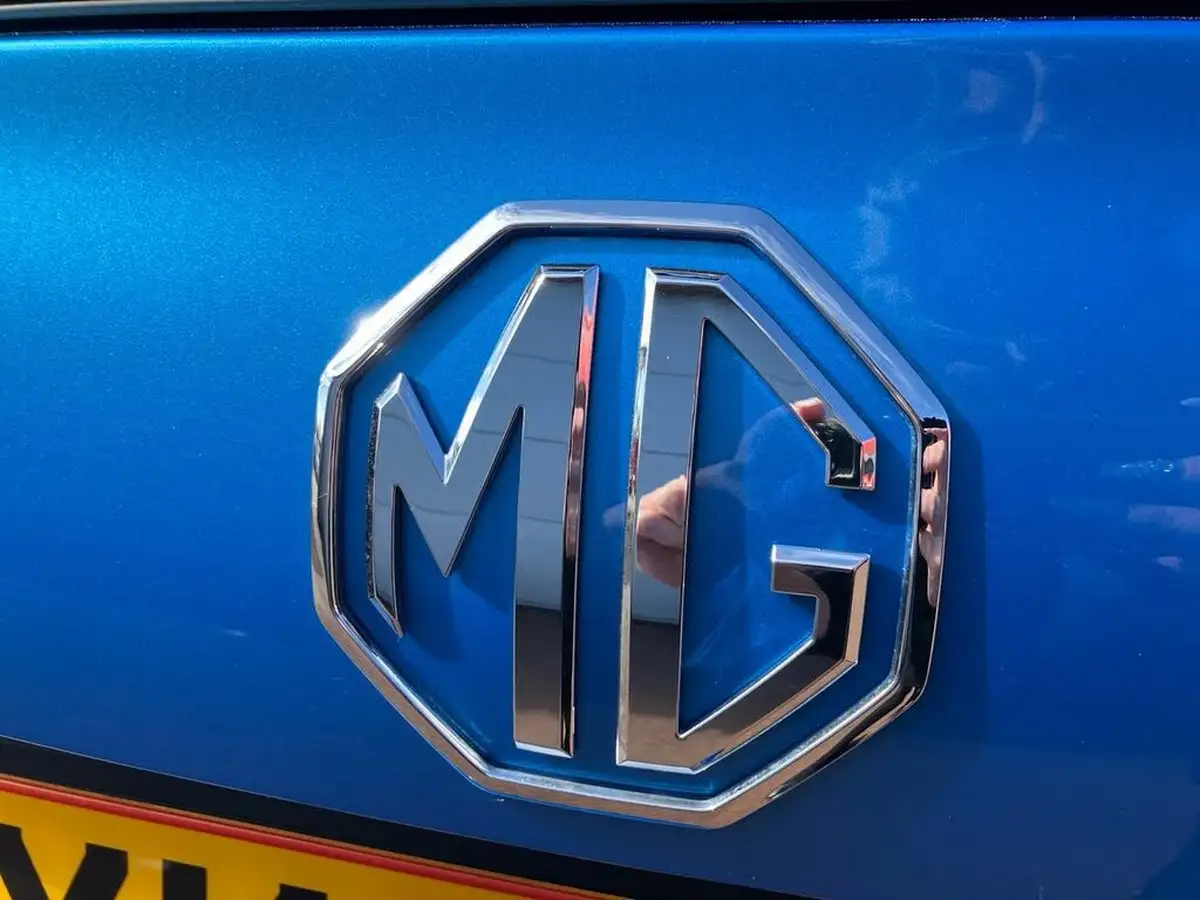 2025-mg-mg3-15-trophy-big-20