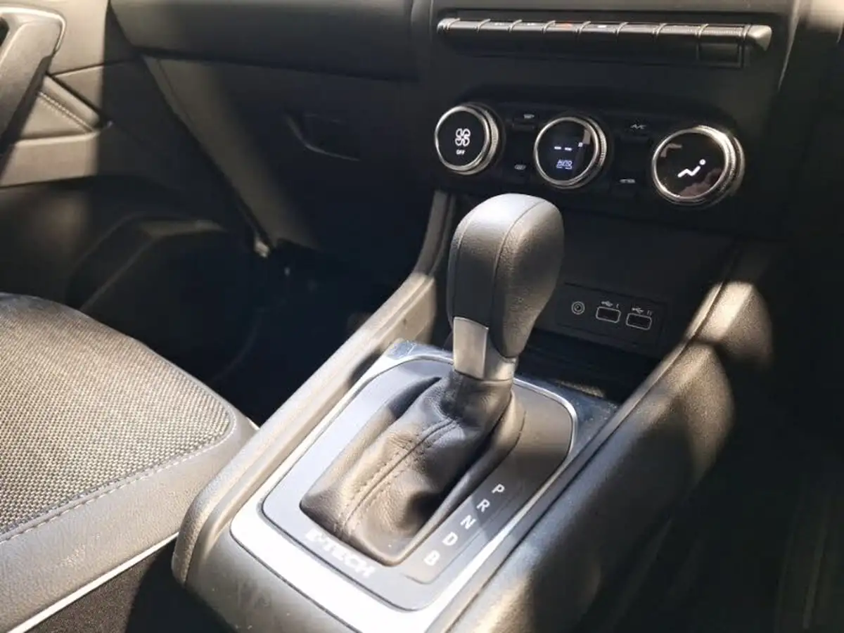 2024-renault-captur-16-techno-160ps-plug-in-big-10