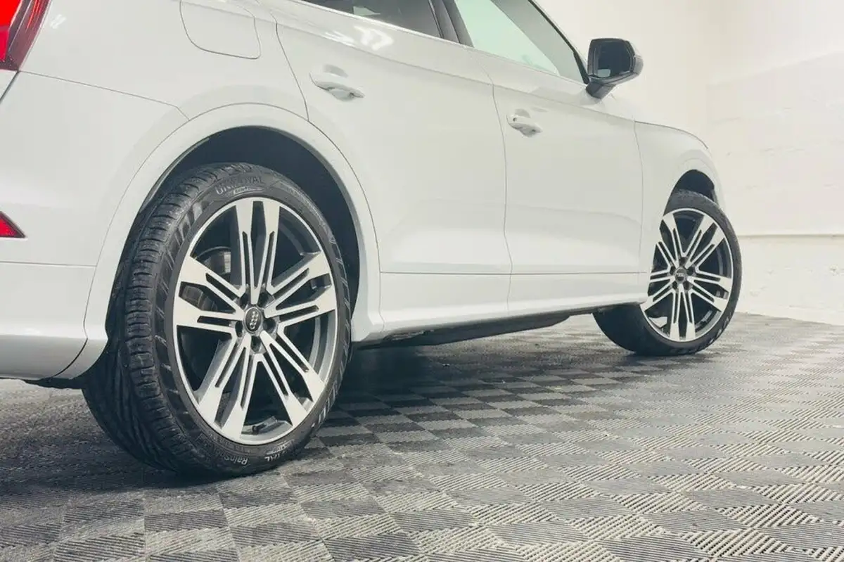 2020-audi-sq5-30tdi-347ps-station-wagon-big-18