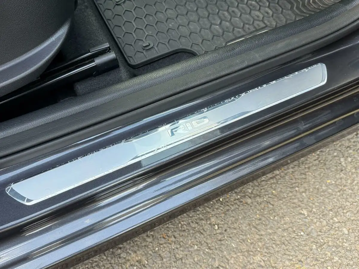 2018-kia-rio-14-3-big-62